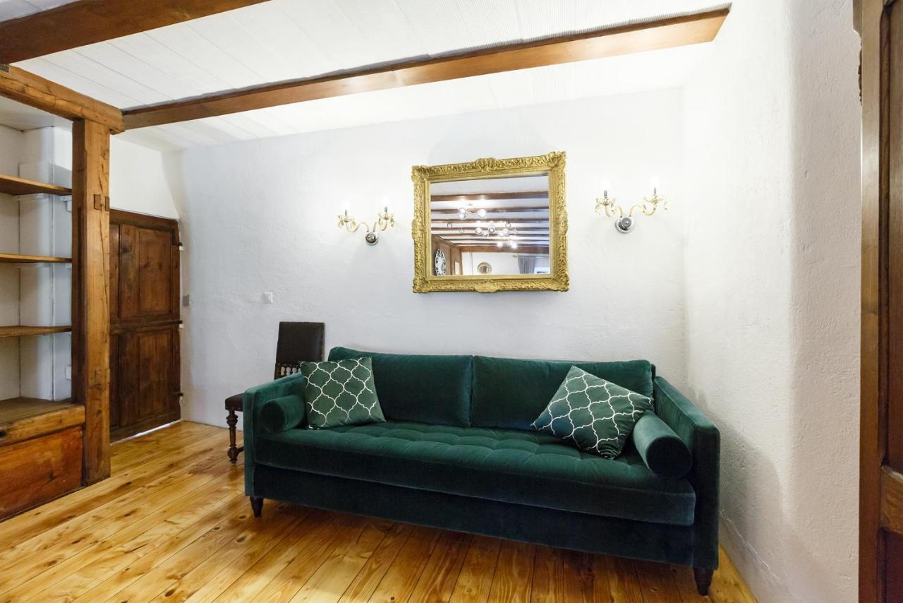 A Castle Spirit Apartment In Chateau Du Chatelard Clarens Buitenkant foto